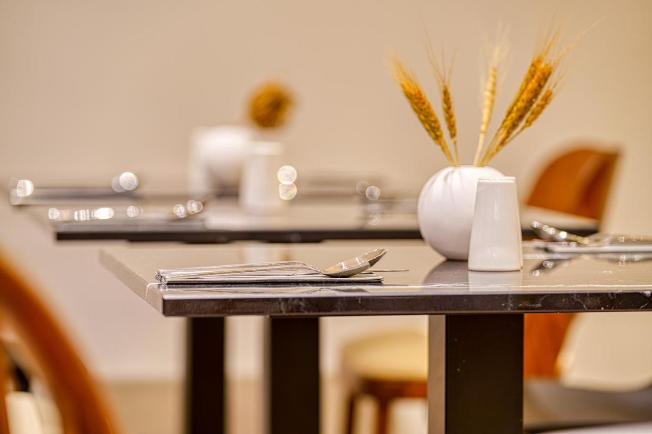 Vienna House Easy By Wyndham Hotel 4*