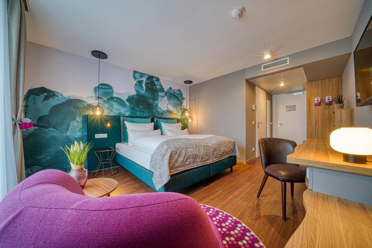 Vienna House Easy By Wyndham 4*