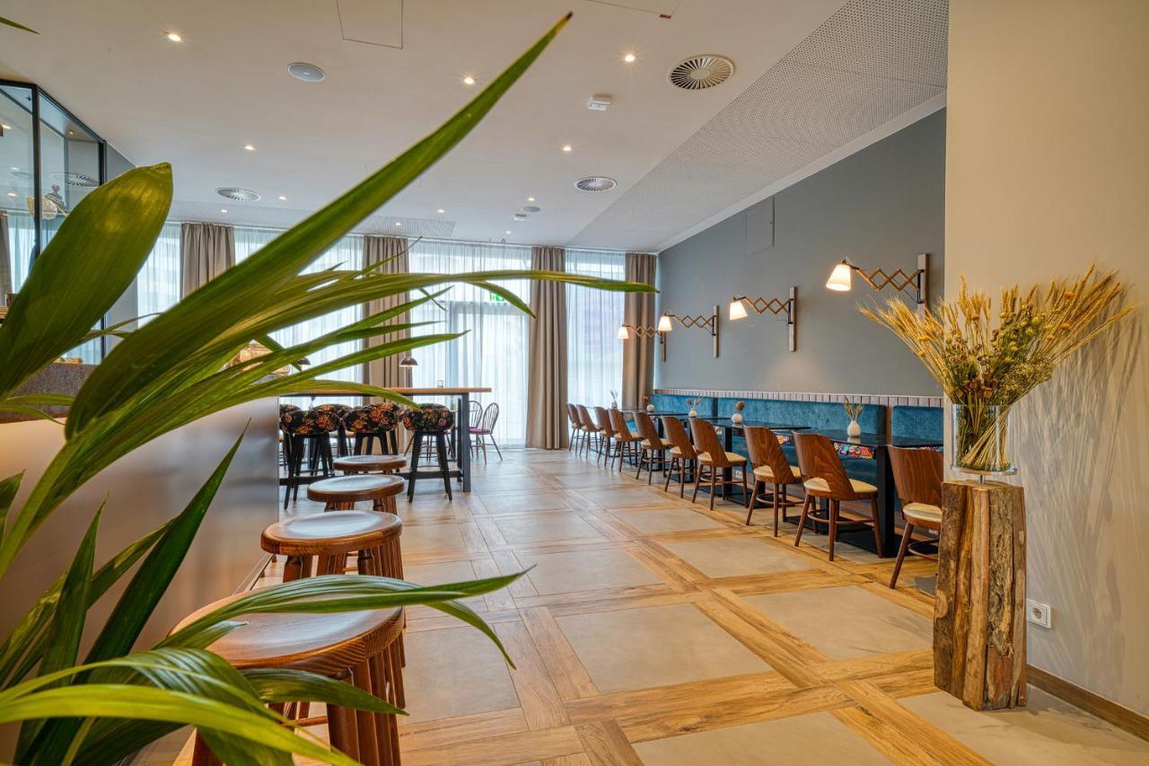 Vienna House Easy By Wyndham Hotel